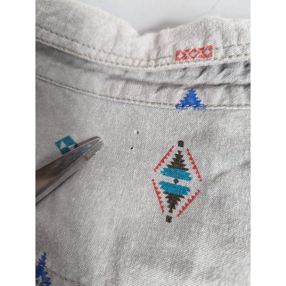 Modern Amusement Shirt Men's Medium Grey Aztec Long Slv Button Down Casual Artsy - Picture 8 of 8